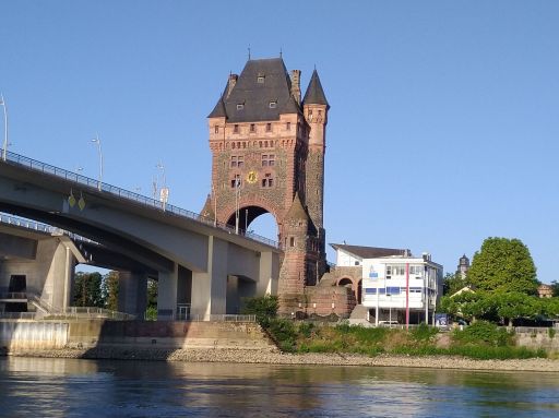 Klicken für Bild in voller Größe